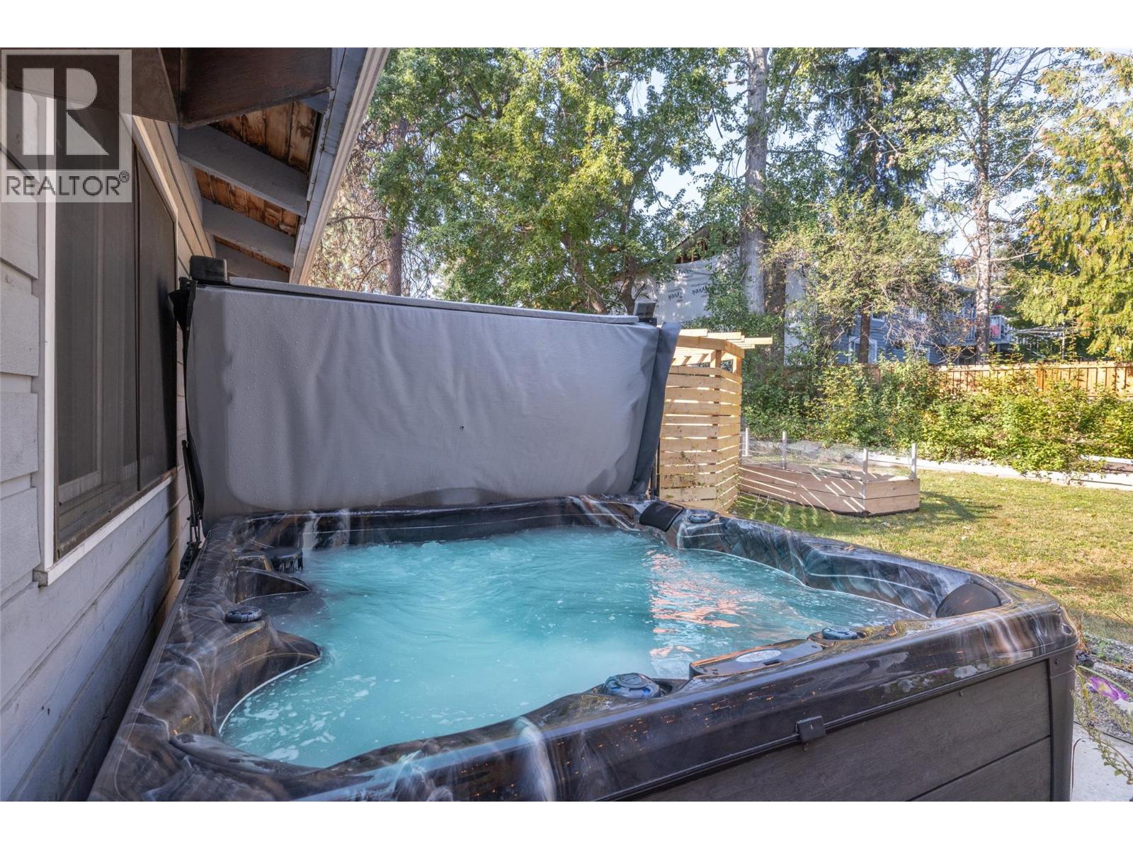  1988 Abel Street, West Kelowna