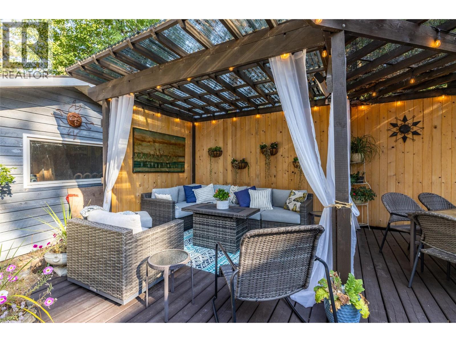  1988 Abel Street, West Kelowna
