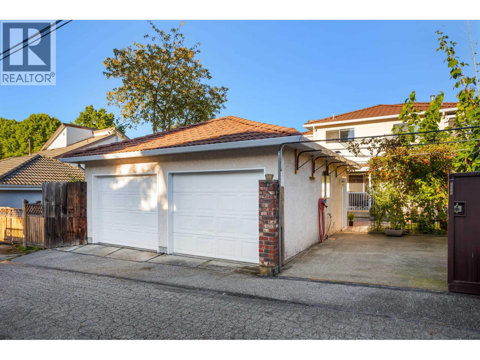 5455 CHAMBERS STREET, Vancouver