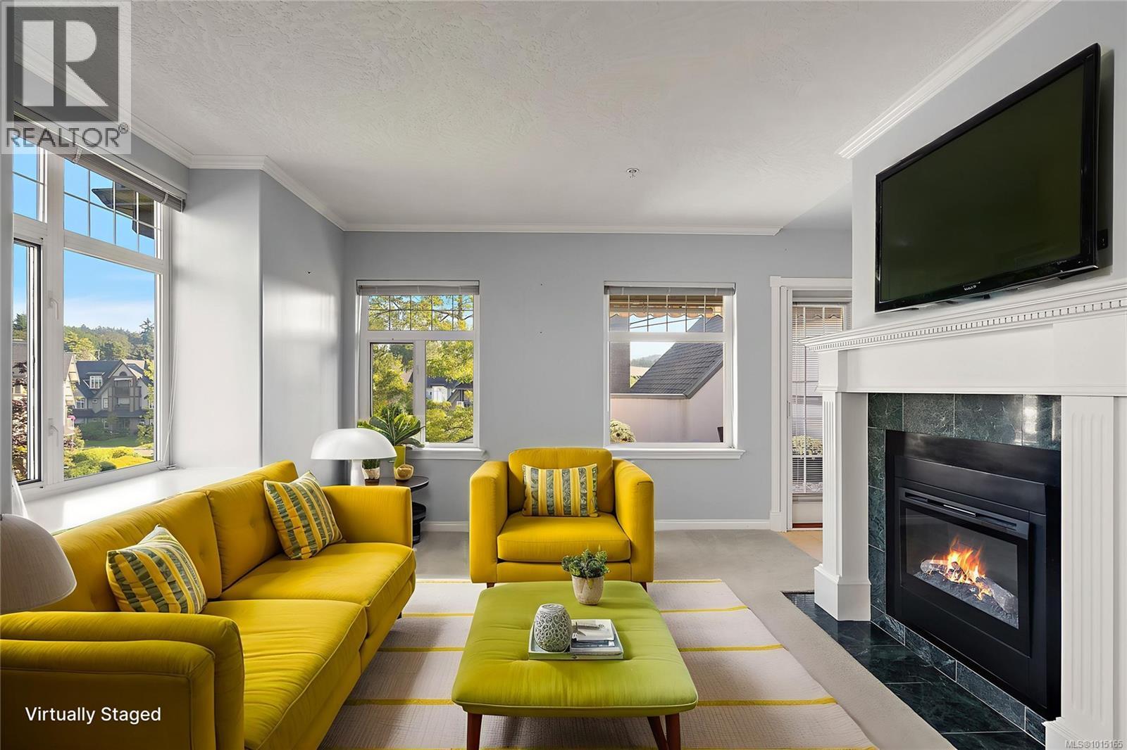 349 4484 Chatterton Way, Saanich