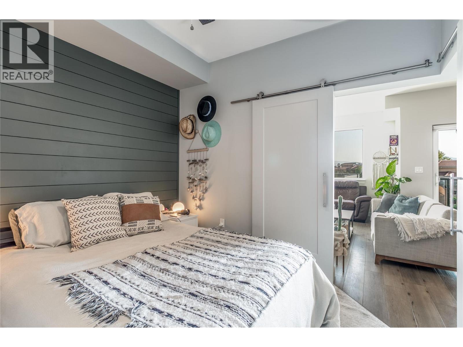 403 3630 Mission Springs Drive, Kelowna