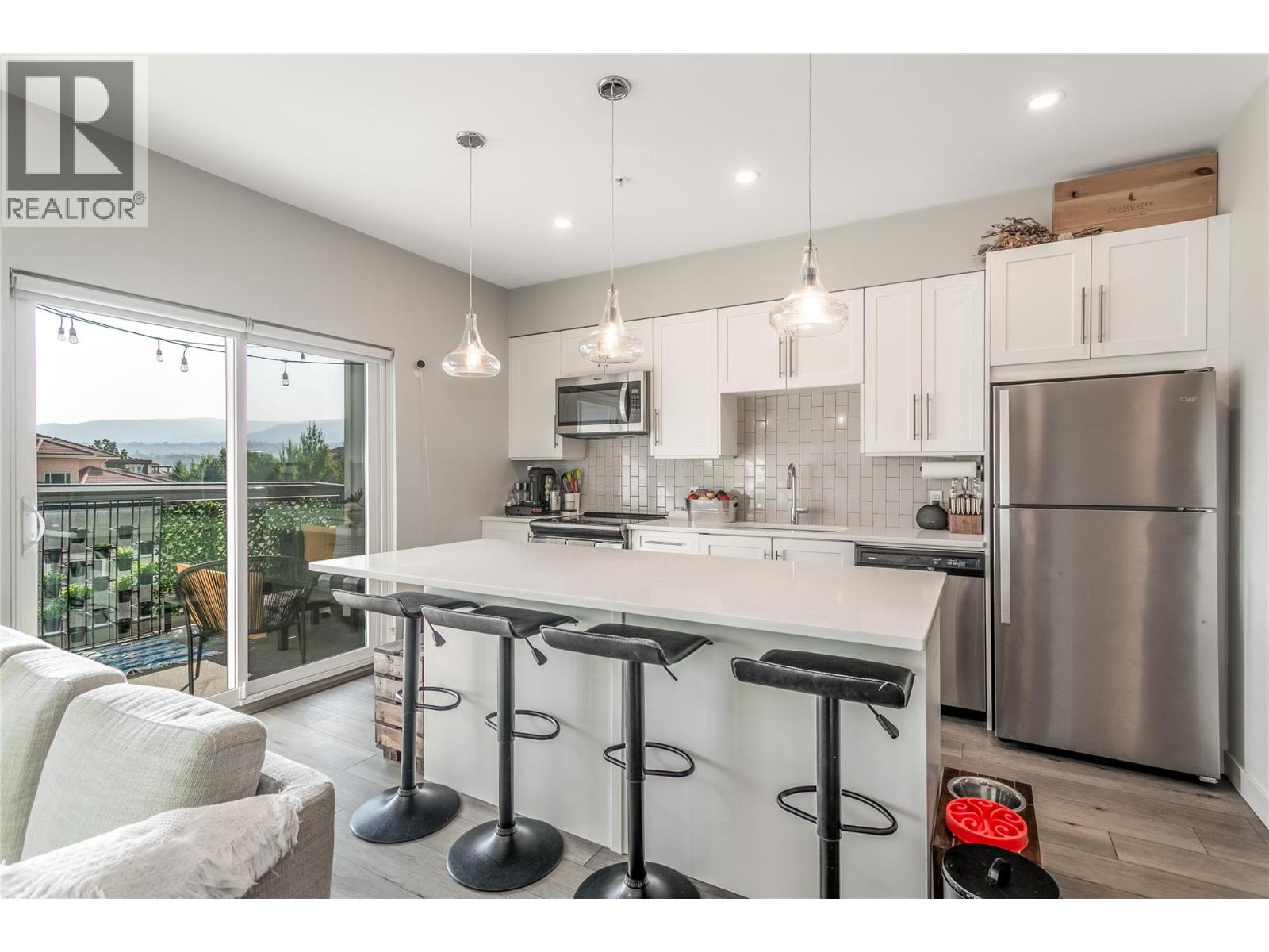 403 3630 Mission Springs Drive, Kelowna