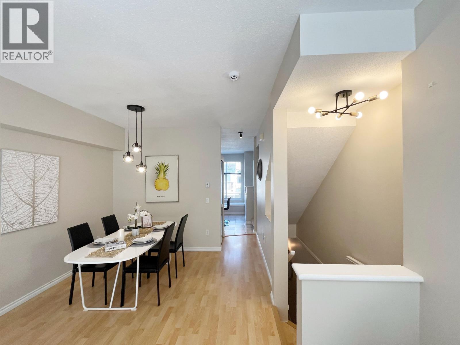 #78-6588 BARNARD Drive, Richmond