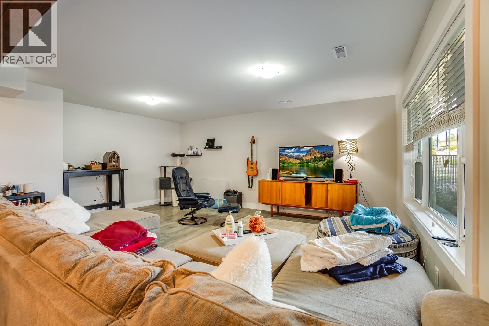  13093 Shoreline Drive, Lake Country