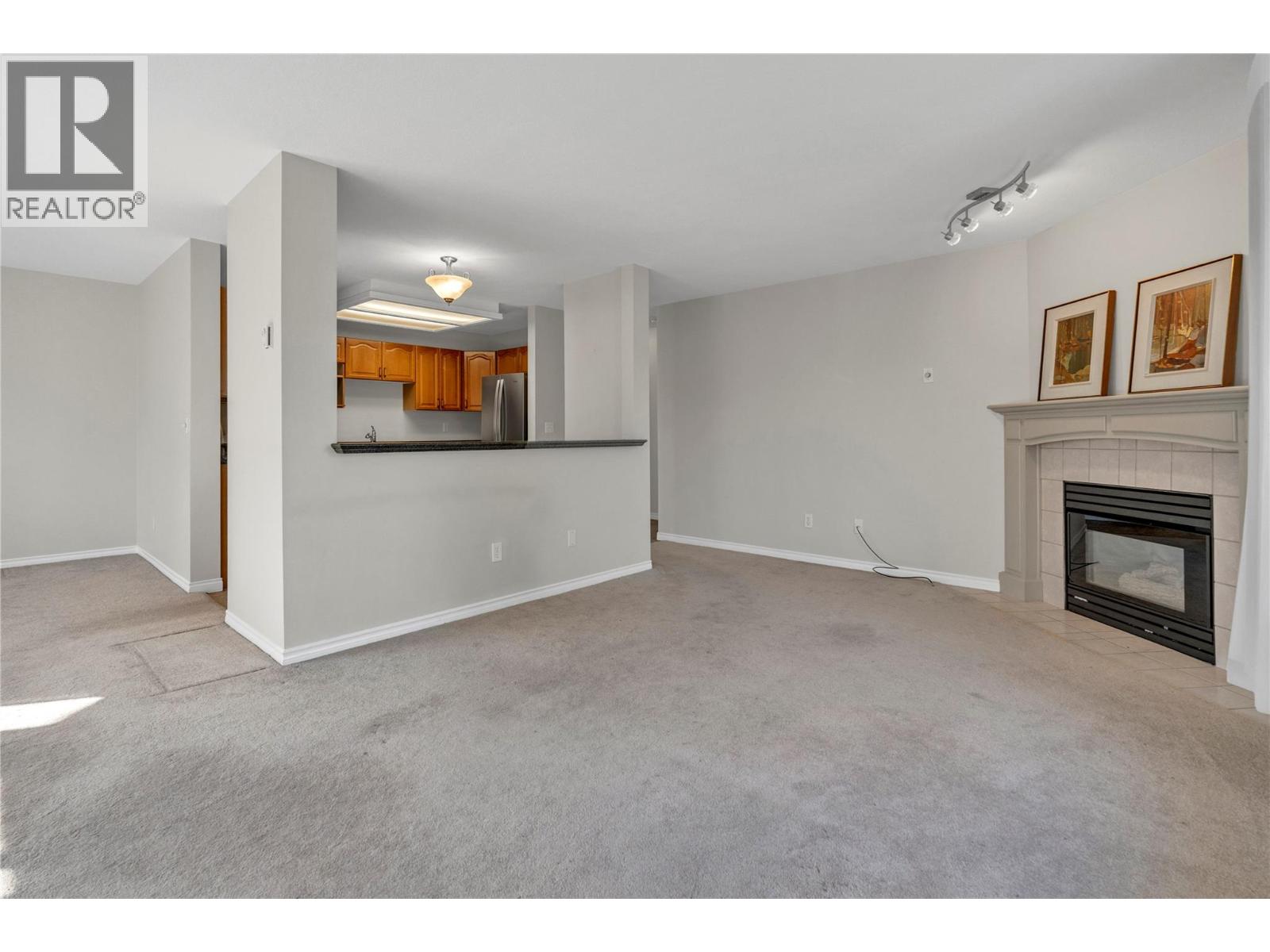 8404 Jubliee Road E Unit# 207, Summerland