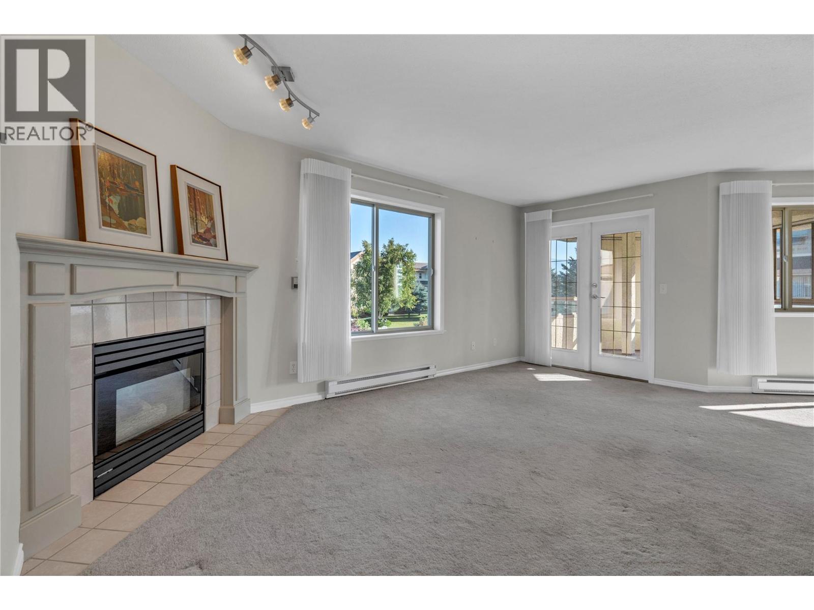 8404 Jubliee Road E Unit# 207, Summerland