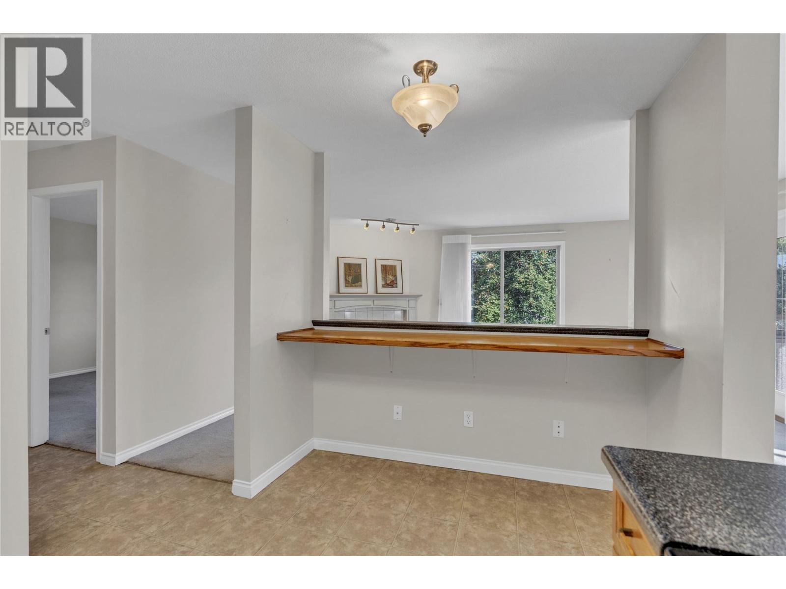 8404 Jubliee Road E Unit# 207, Summerland
