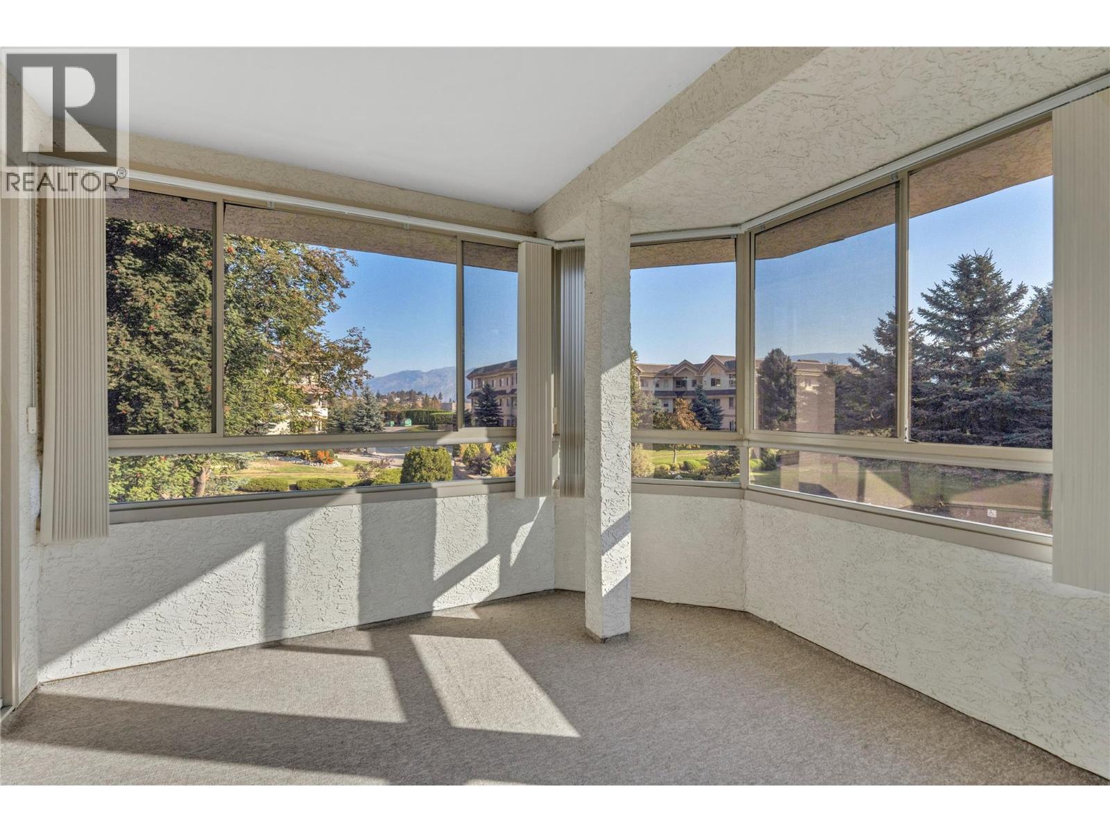 8404 Jubliee Road E Unit# 207, Summerland