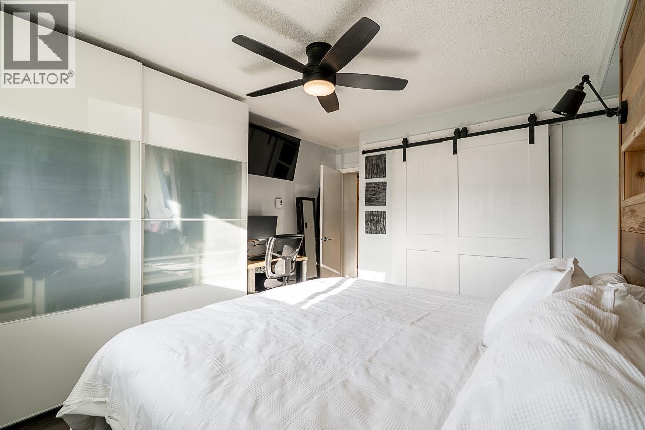5243 MAPLE Crescent, Delta