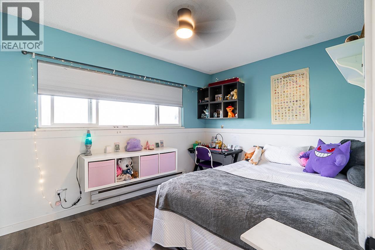 5243 MAPLE Crescent, Delta