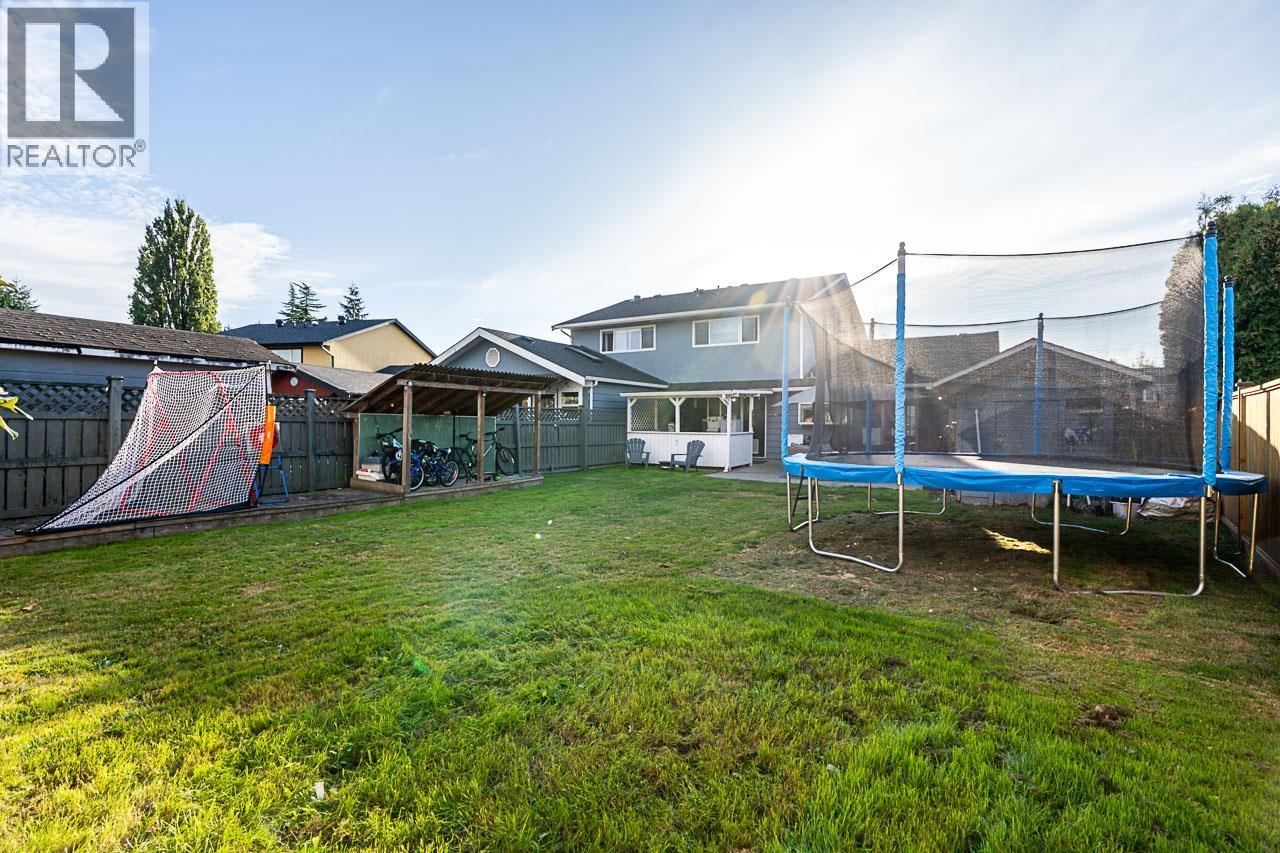 5243 MAPLE Crescent, Delta