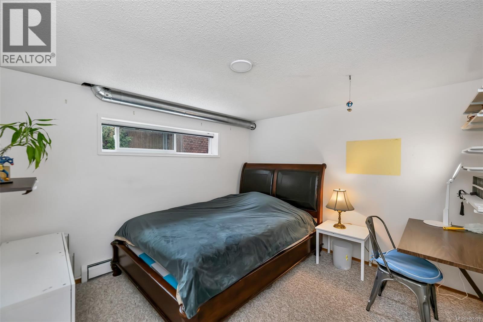  1935 San Juan Avenue, Saanich