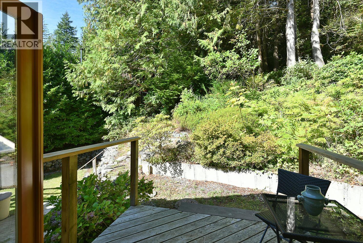 5640 CARMEL PLACE, Sechelt