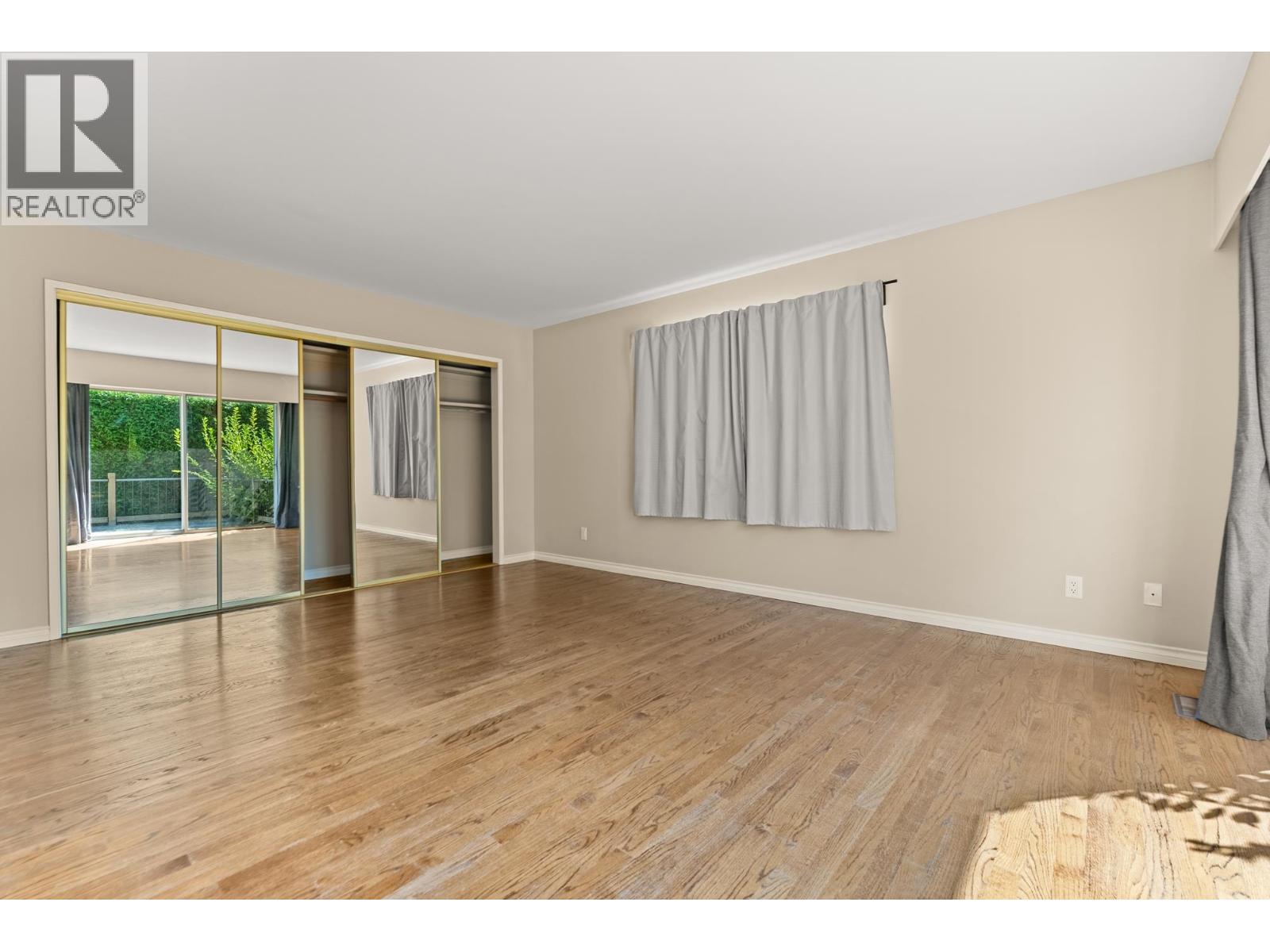 11180 KINGFISHER Drive, Richmond