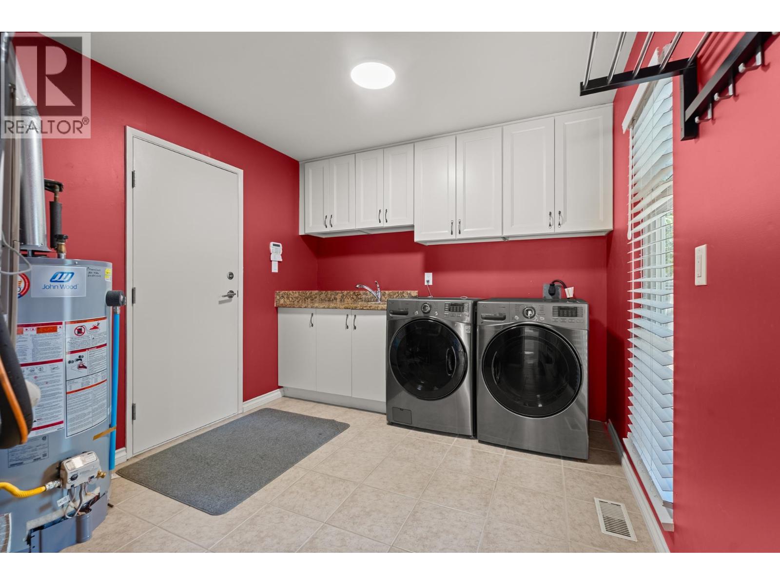 11180 KINGFISHER Drive, Richmond