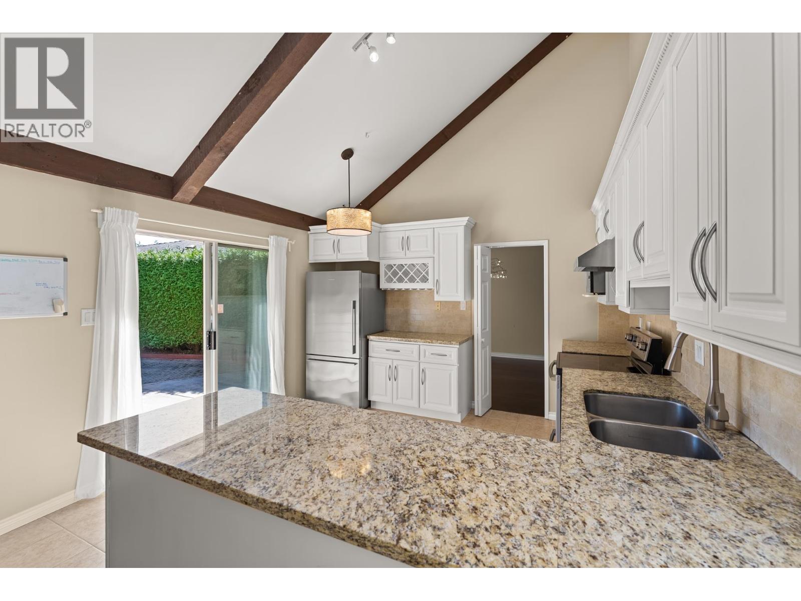 11180 KINGFISHER Drive, Richmond