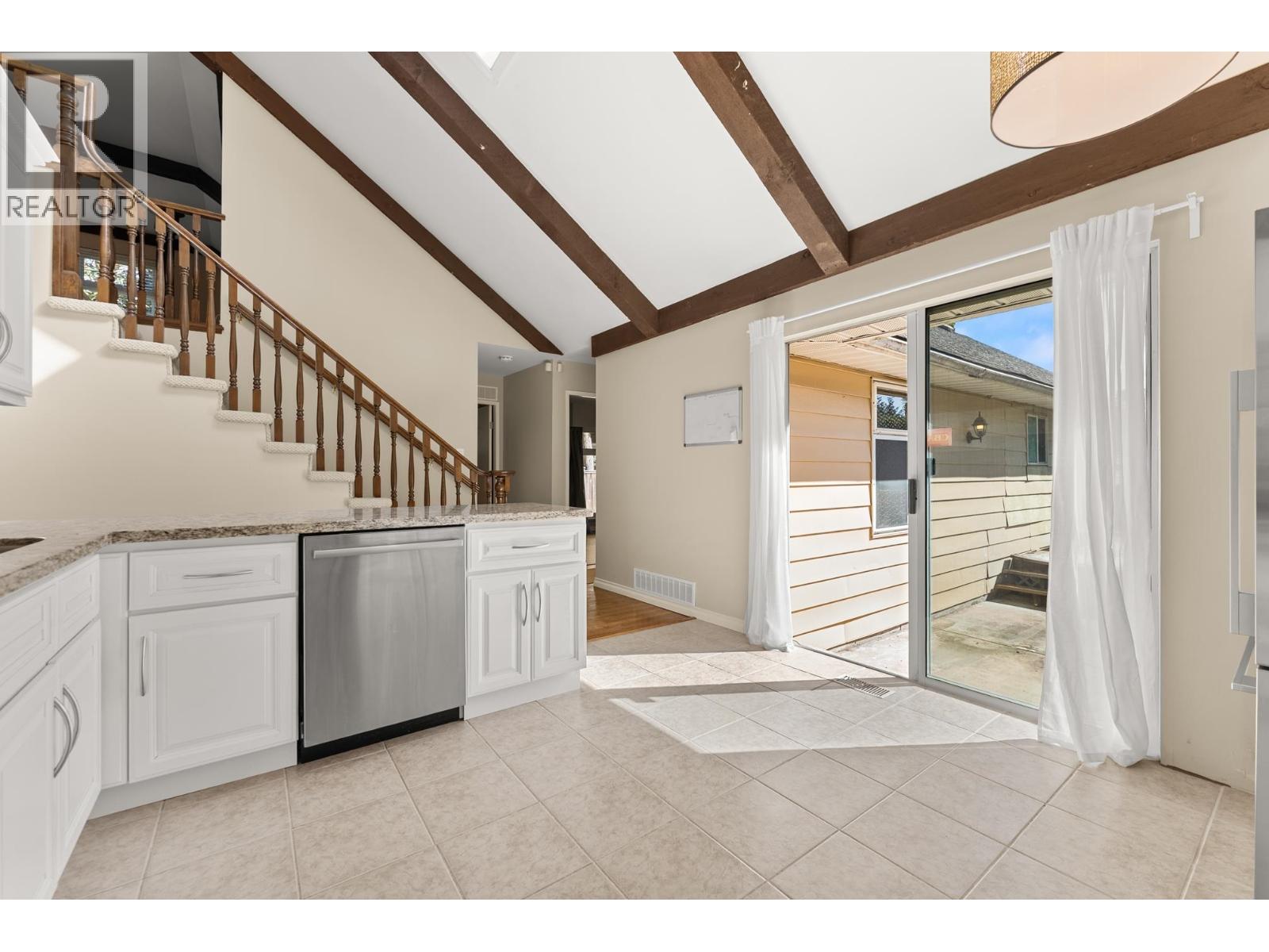 11180 KINGFISHER Drive, Richmond