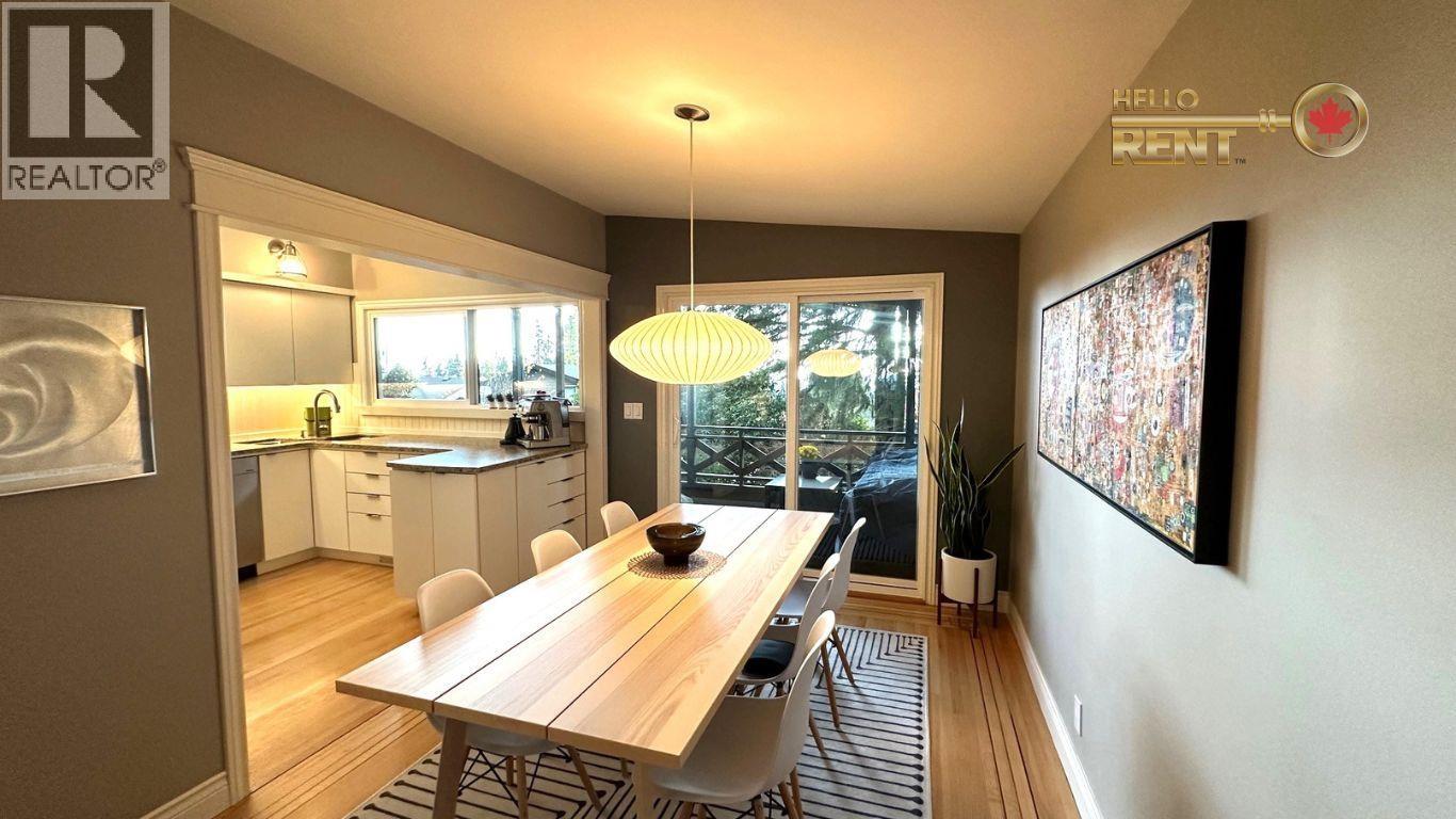 771 MONTROYAL BOULEVARD, North Vancouver