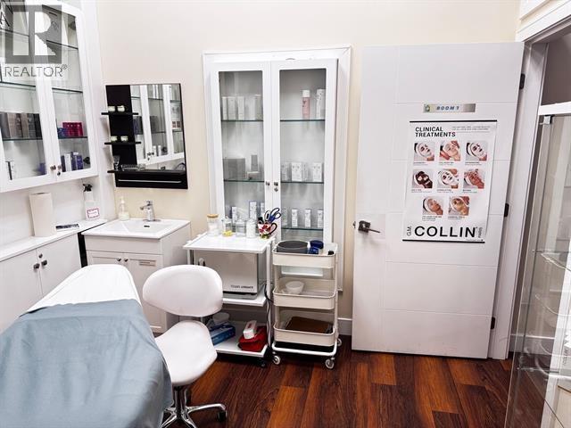 130 700 MARINE DRIVE, North Vancouver