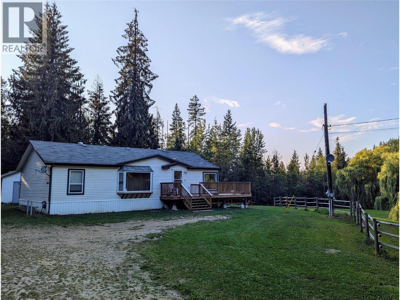  5060 Tatlow Road, Salmon Arm