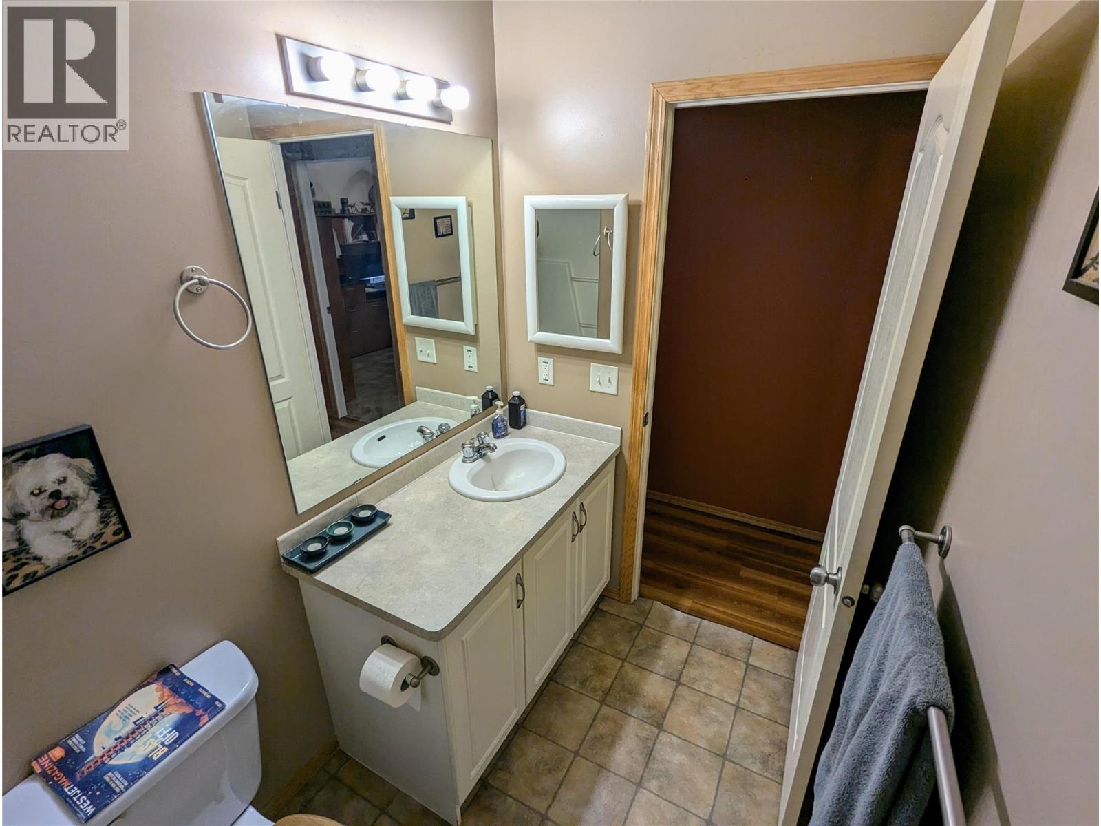  5060 Tatlow Road, Salmon Arm