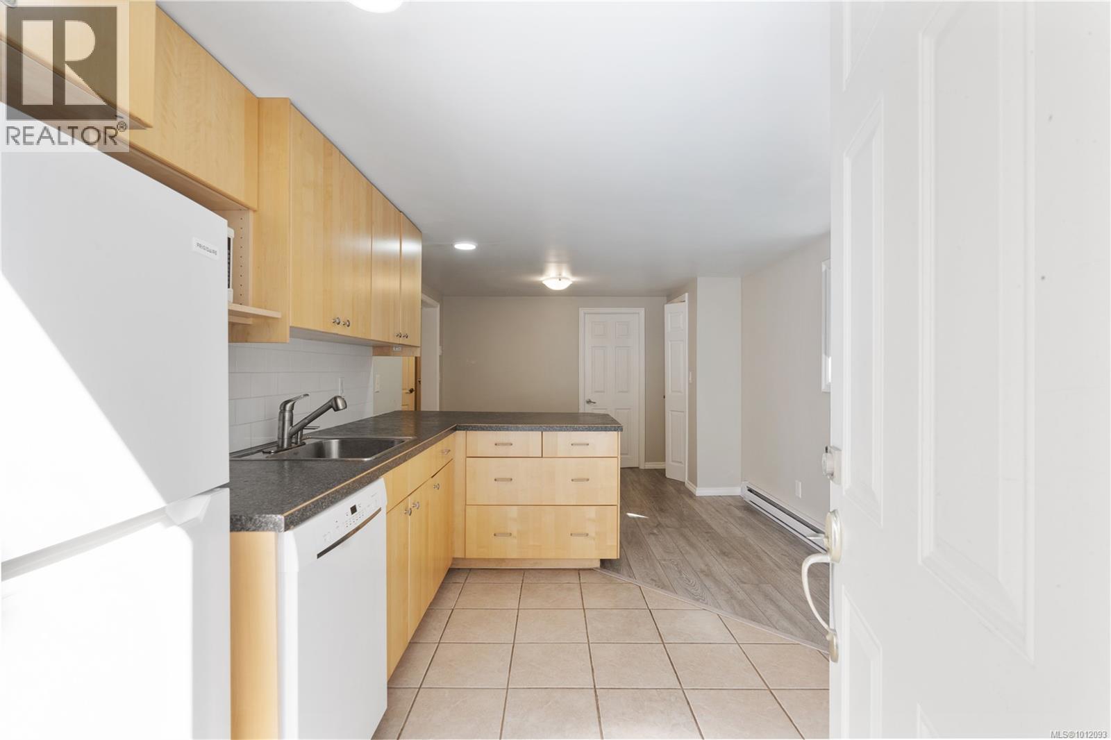 1468 Stroud Rd, Victoria