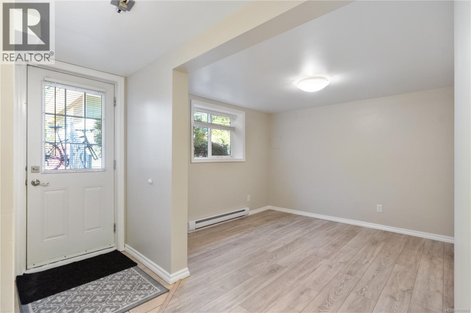 1468 Stroud Rd, Victoria