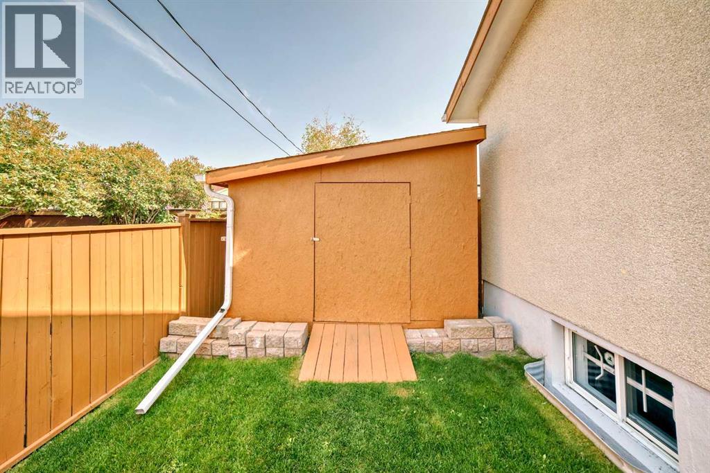 Single Family House Bungalow for Sale in  Olympia Crescent SE Ogden Calgary 