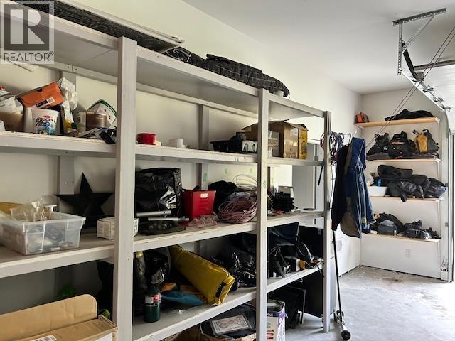 520 OAK STREET, Vanderhoof