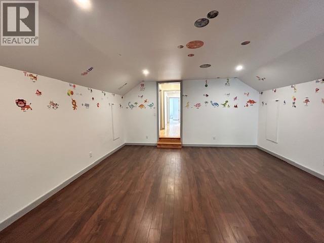 520 OAK STREET, Vanderhoof