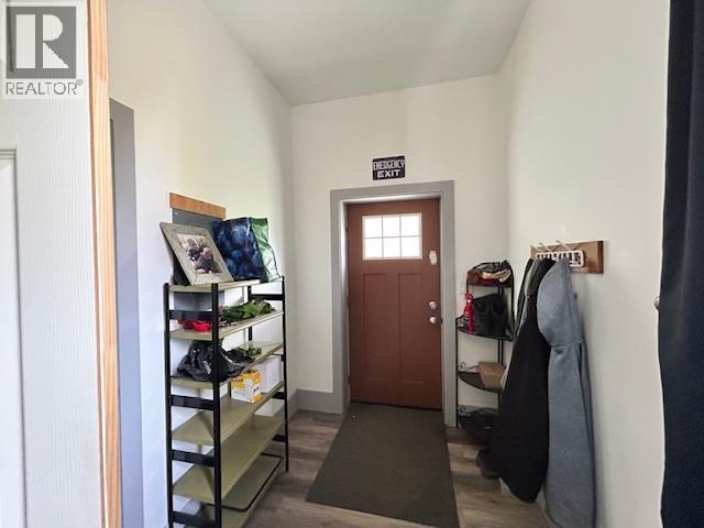 520 OAK STREET, Vanderhoof