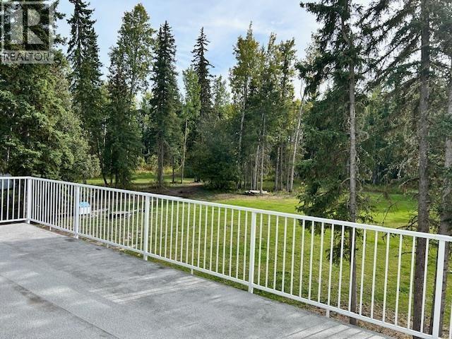 520 OAK STREET, Vanderhoof