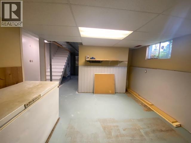 2221 EVERGREEN STREET, Terrace