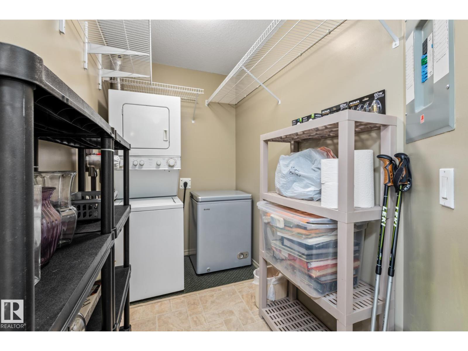 #414 78 MCKENNEY AV, St. Albert