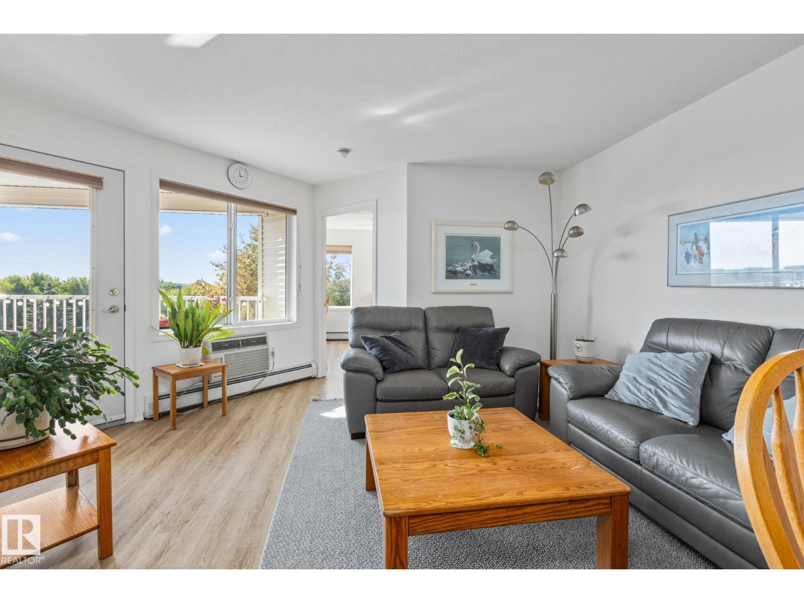 #414 78 MCKENNEY AV, St. Albert