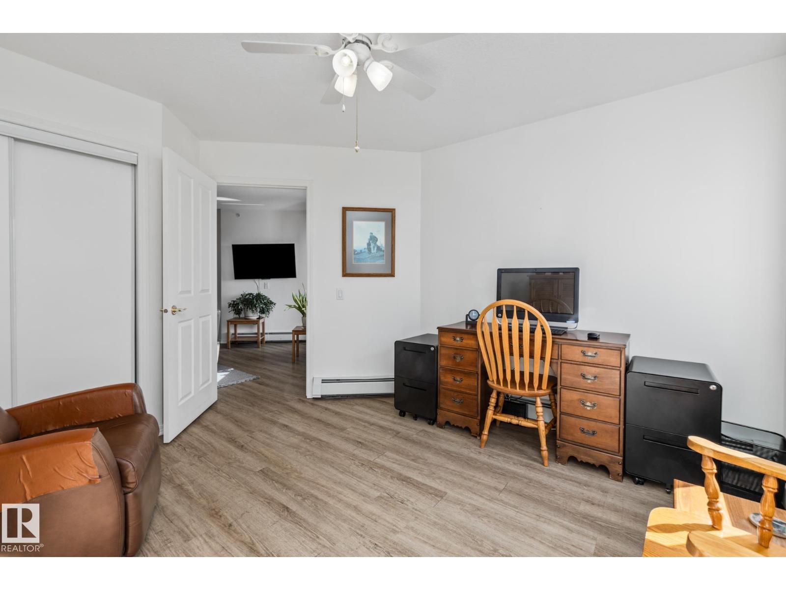 #414 78 MCKENNEY AV, St. Albert