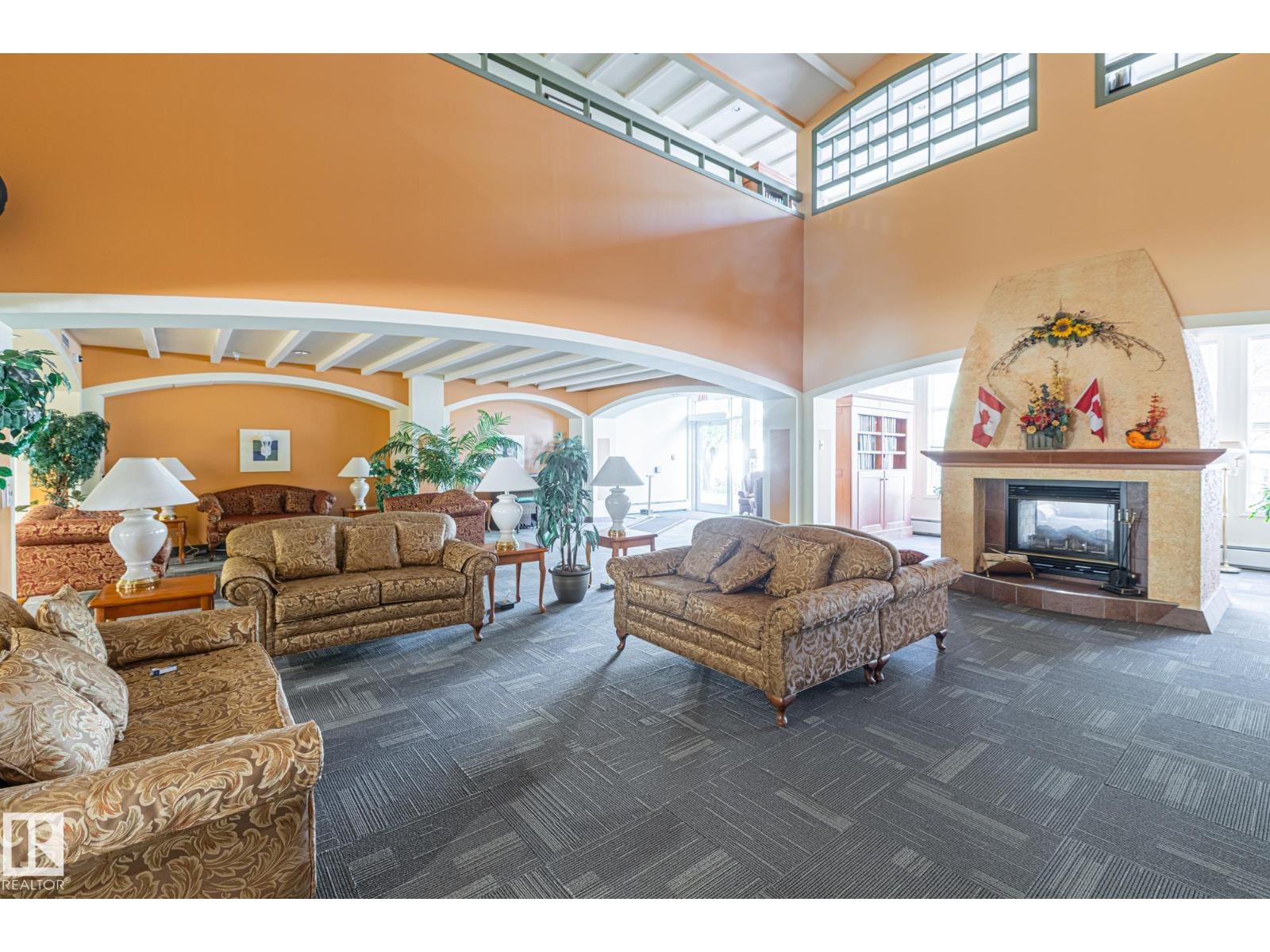 #414 78 MCKENNEY AV, St. Albert