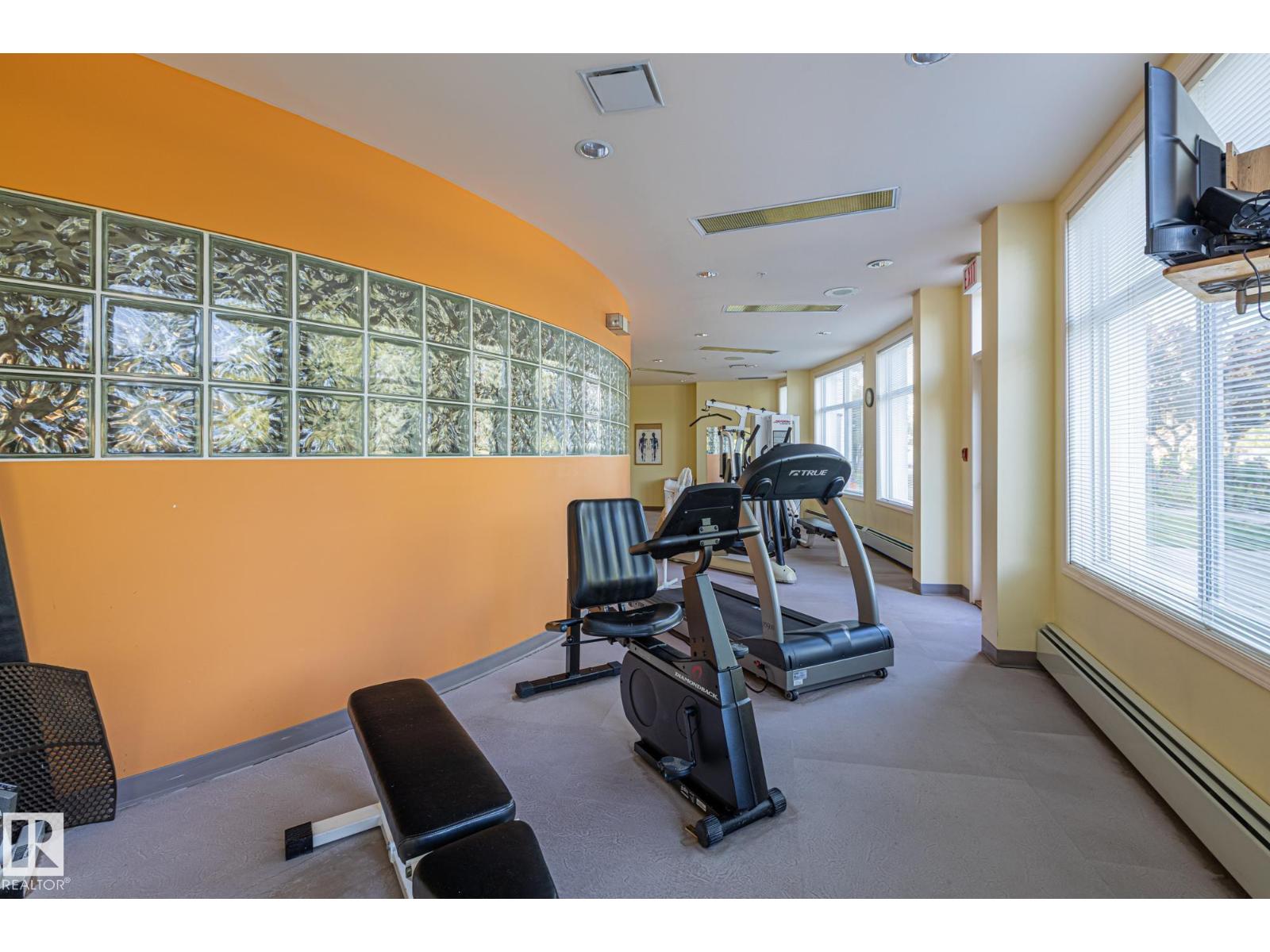 #414 78 MCKENNEY AV, St. Albert