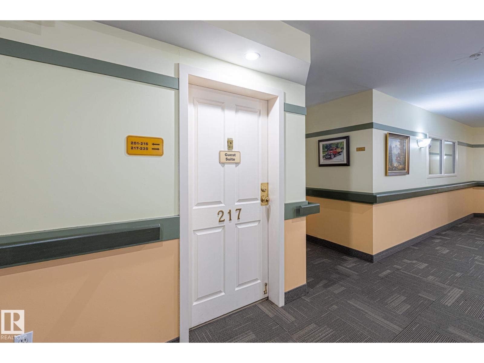 #414 78 MCKENNEY AV, St. Albert