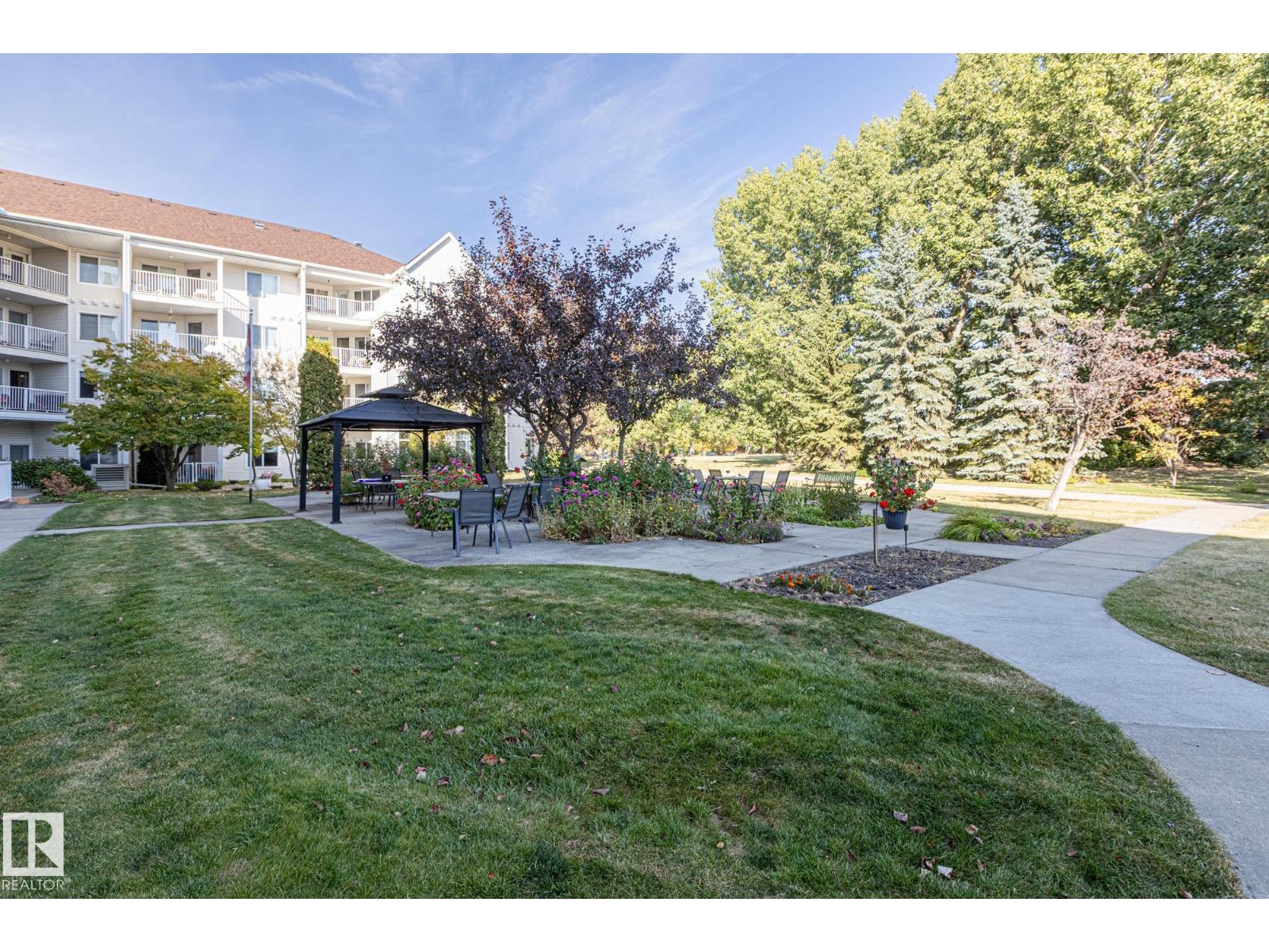 #414 78 MCKENNEY AV, St. Albert