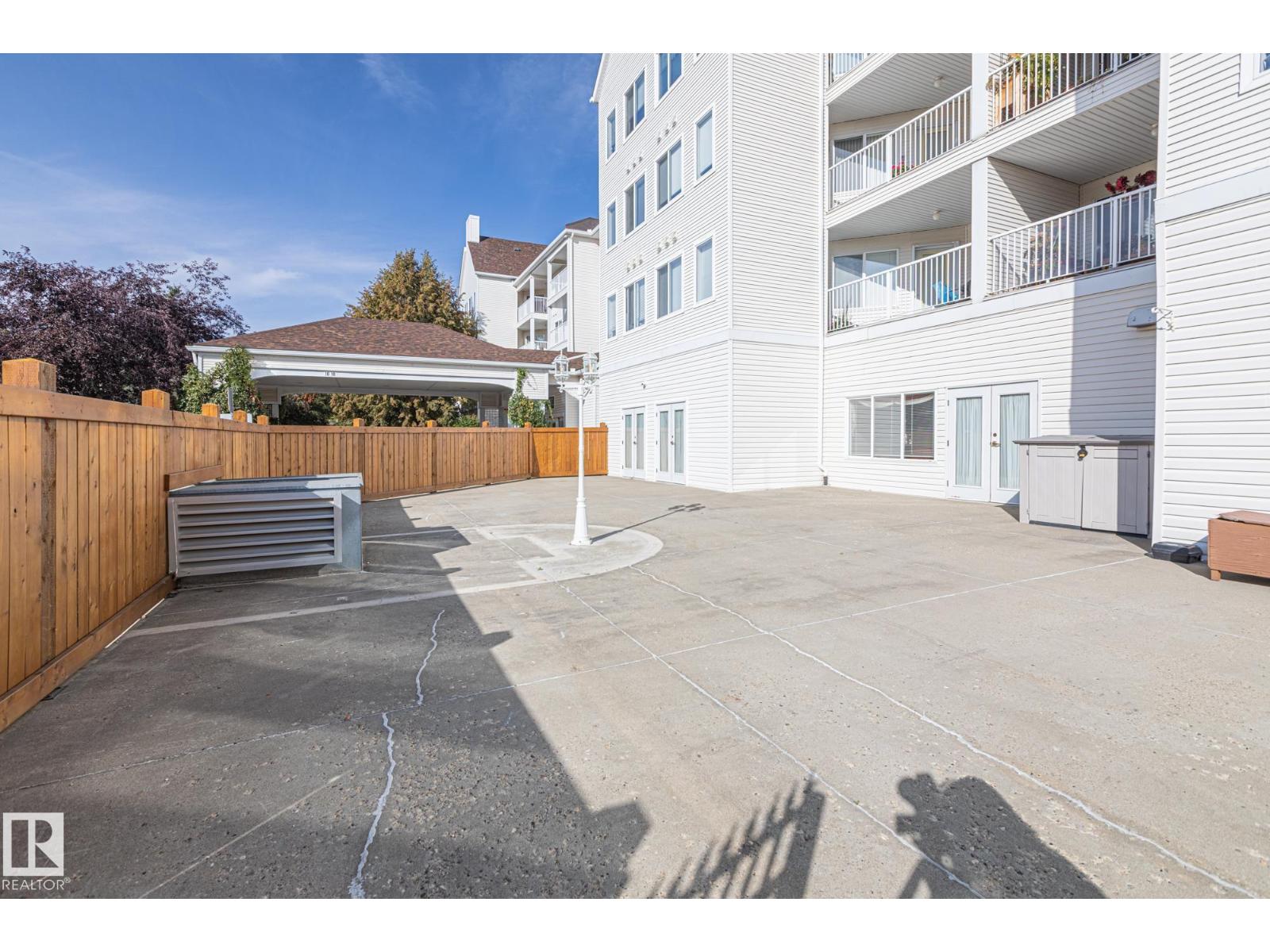 #414 78 MCKENNEY AV, St. Albert