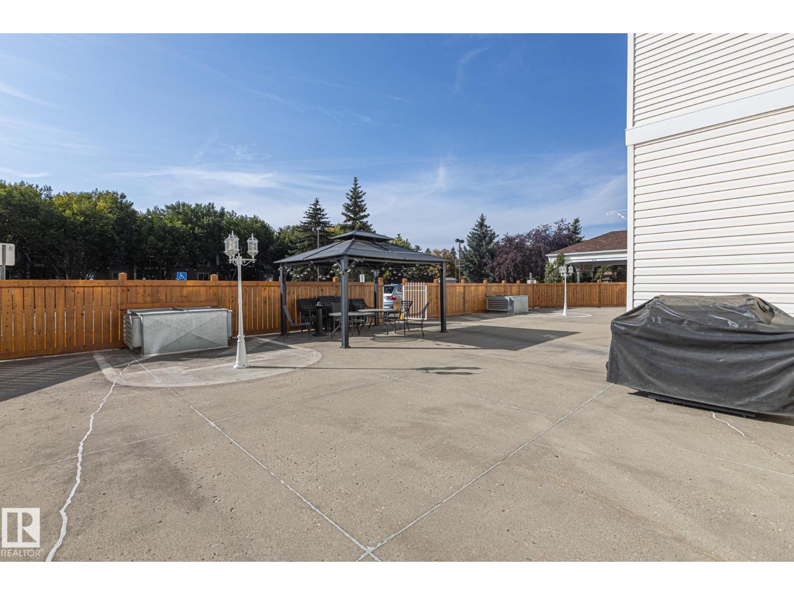 #414 78 MCKENNEY AV, St. Albert
