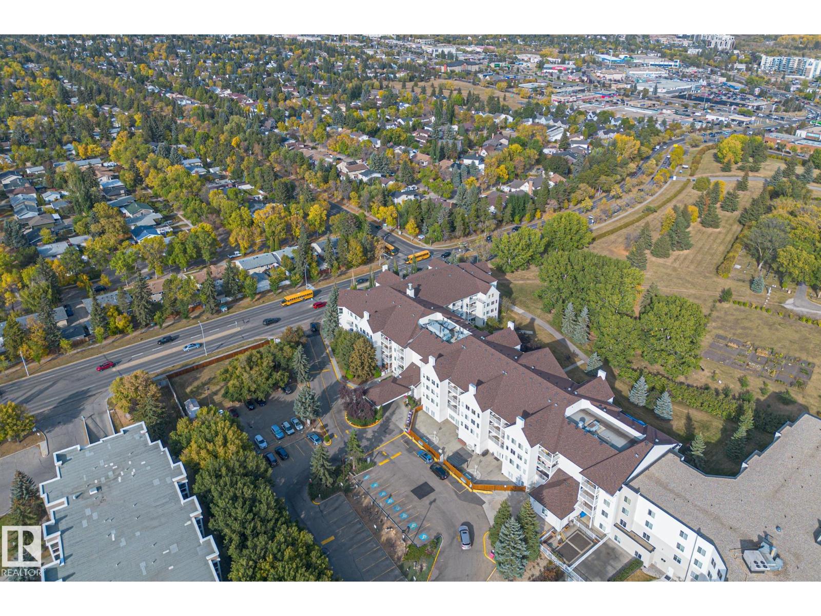 #414 78 MCKENNEY AV, St. Albert