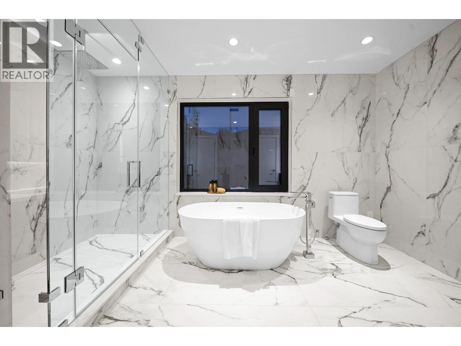 680 WESTHYDE PLACE, North Vancouver