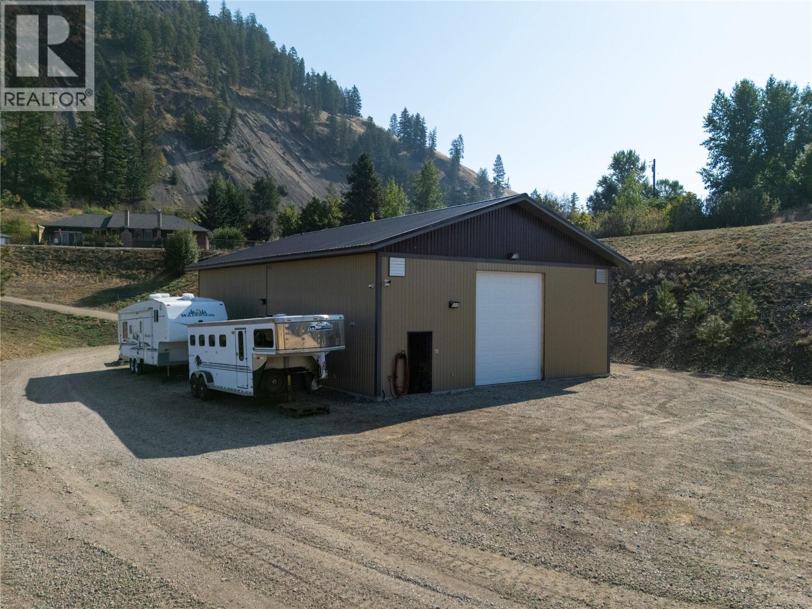 1258 Round Lake Road, Spallumcheen