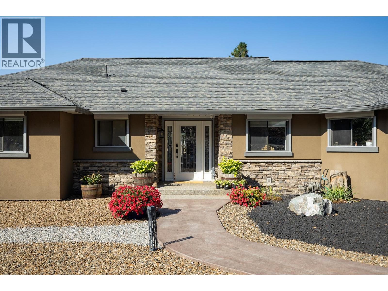 1258 Round Lake Road, Spallumcheen