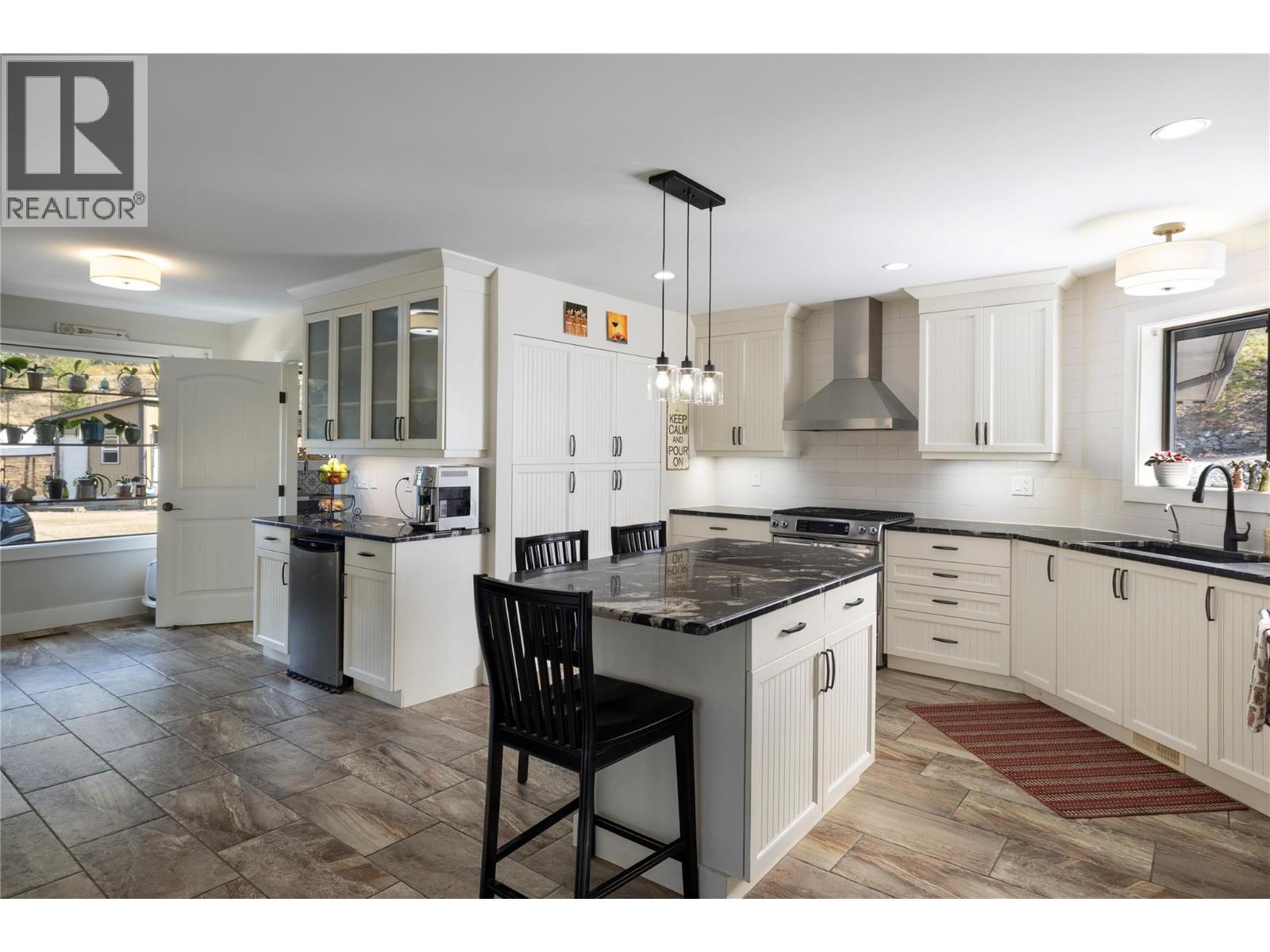 1258 Round Lake Road, Spallumcheen