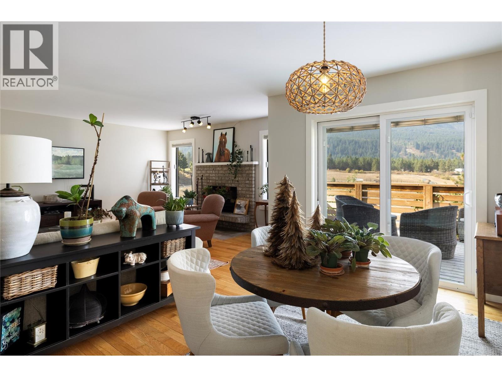 1258 Round Lake Road, Spallumcheen