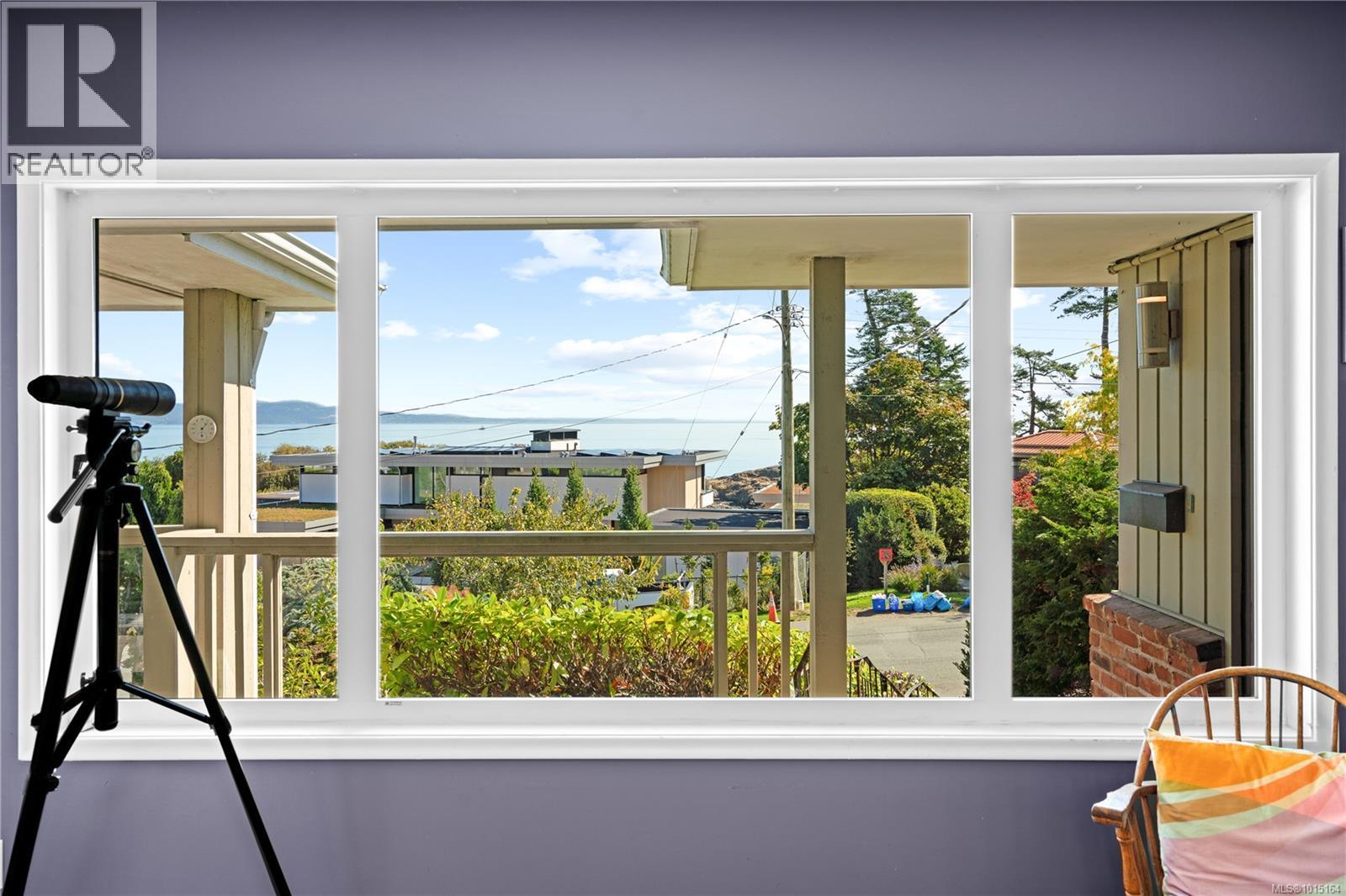 4490 Shore Way, Saanich