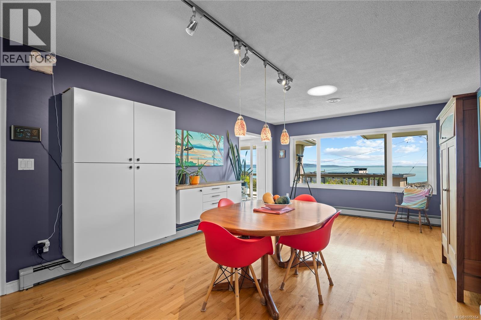 4490 Shore Way, Saanich